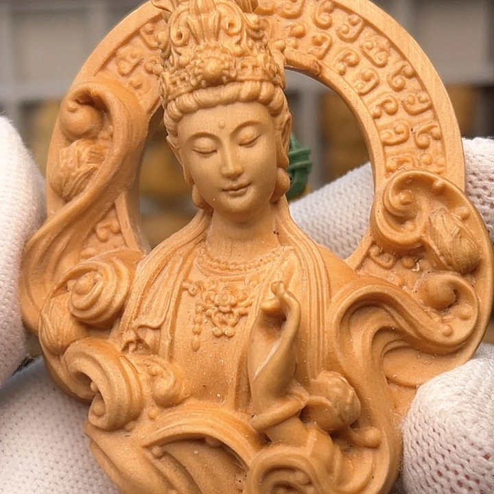 水月观音菩萨挂件黄杨木挂件