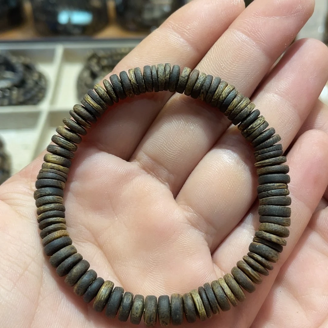 沉香碎屑沉香奇楠沉香单圈8mn花香韵沉水级