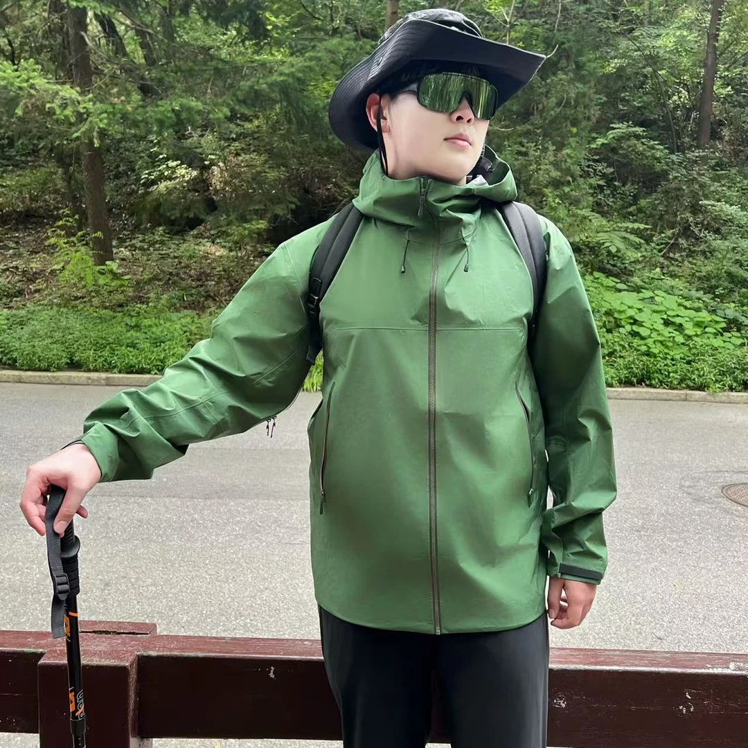 大码男装 秋季户外冲锋衣 男士加大防风防水透气登山外套夹克SL25