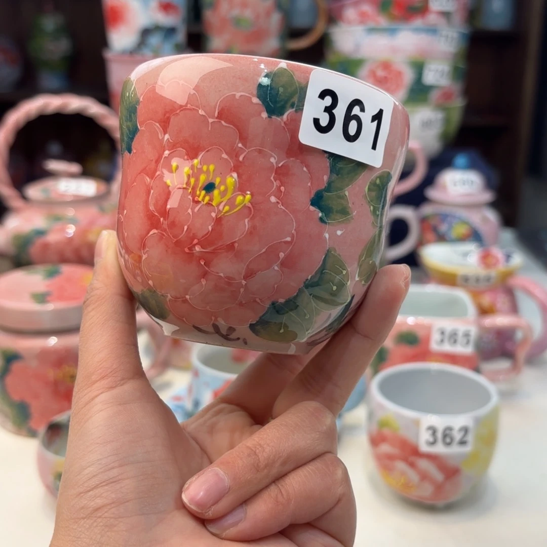 瓷片兔兔好e a l l l l l l l l