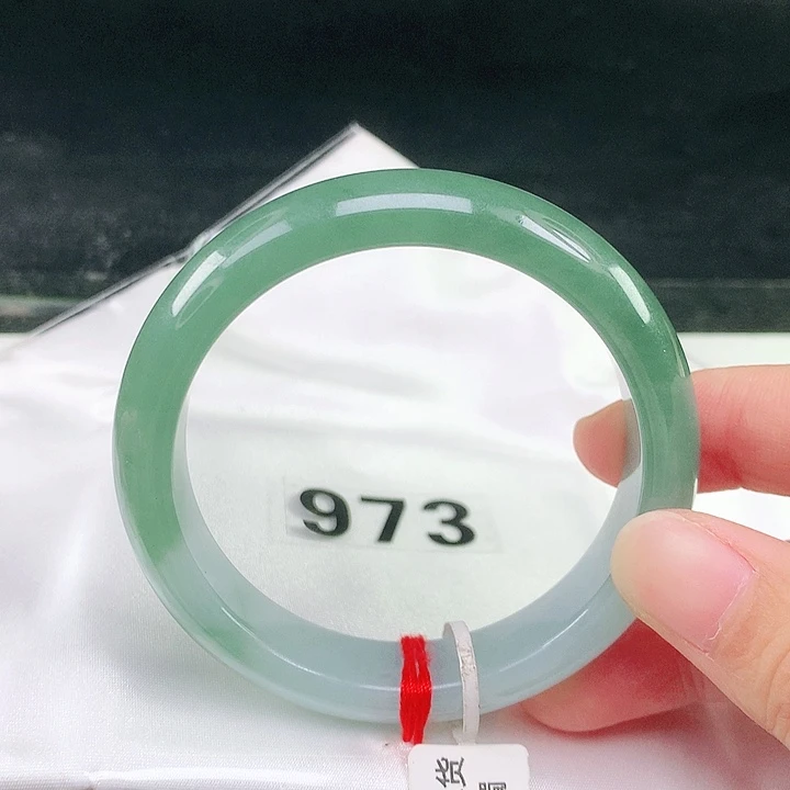 未镶嵌手镯翡翠翡翠手镯