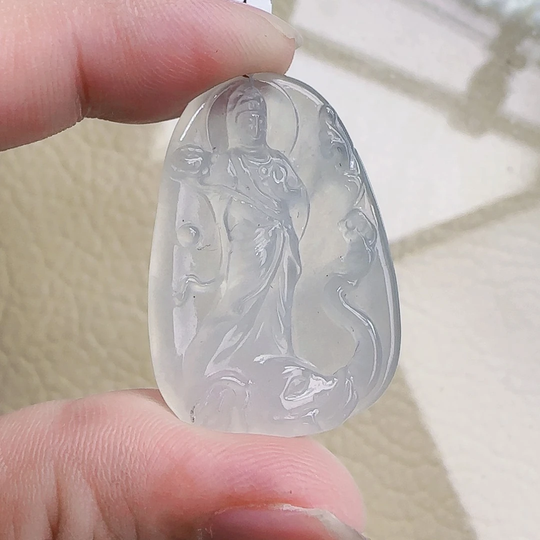 【闪购商品】翡翠未镶嵌颈饰