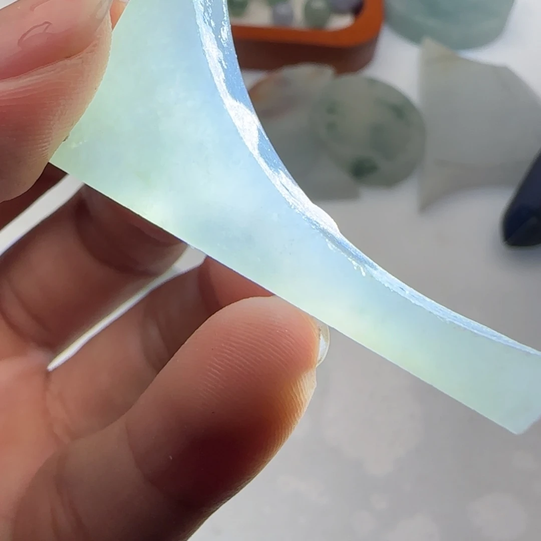翡翠挂件未镶嵌亦*