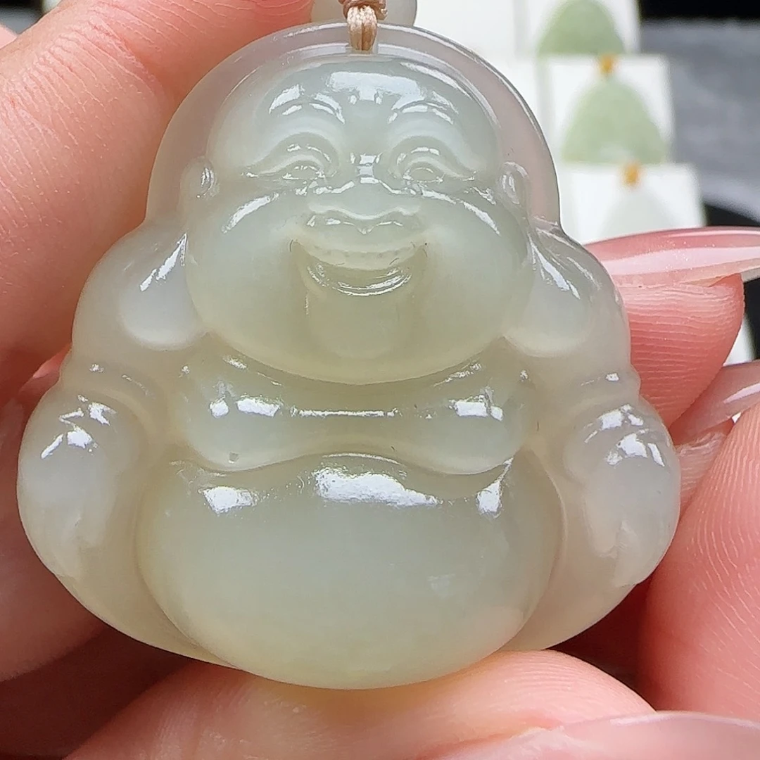S***e和田玉未镶嵌颈饰