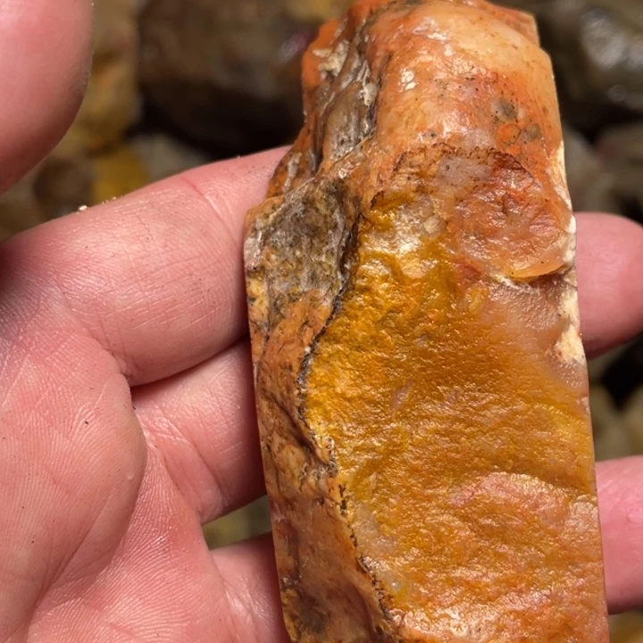 田黄石122克昌化田黄石