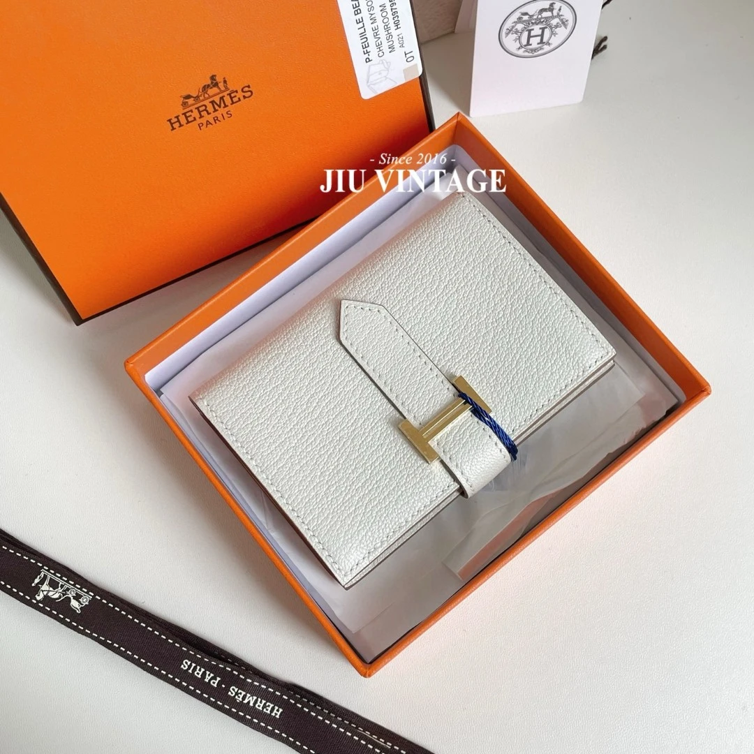 99新 Hermes/爱马仕 蘑菇白短款bearn钱包B刻全新JM2-7820