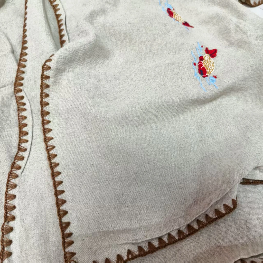 胖金鱼：汉麻双雨露斜纹重工毛巾绣桌布搭毯盖巾