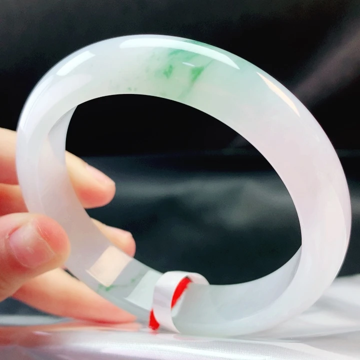 翡翠未镶嵌手镯58圈