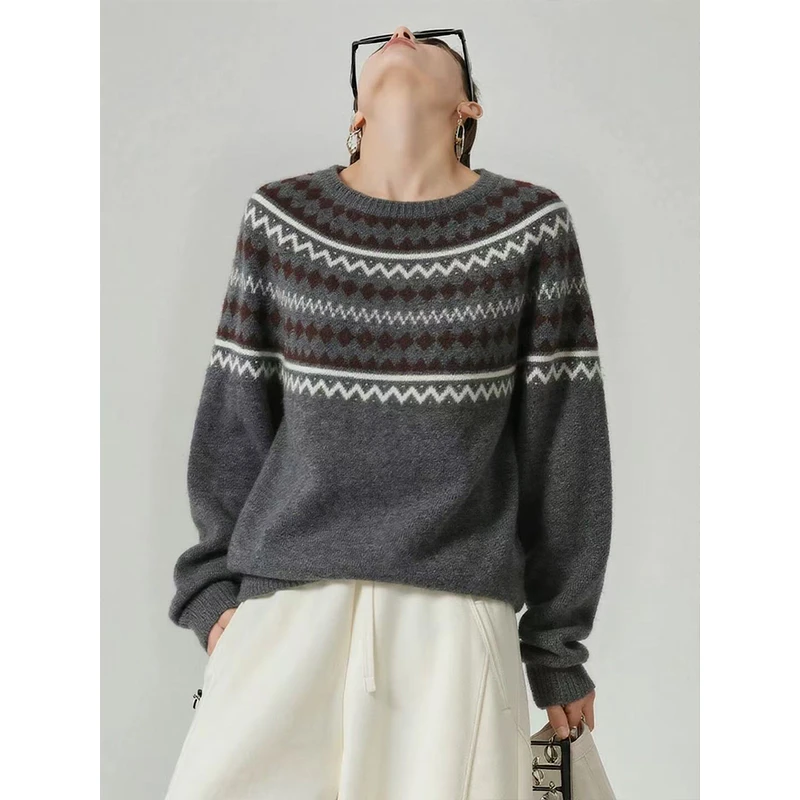 法式费尔岛提花针织慵懒风毛衣女秋冬季新款圆领软糯内搭套头上衣