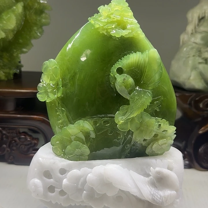 玉石来好运喜上眉梢