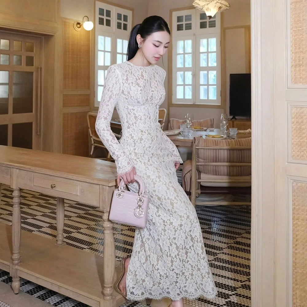 潮流新款超好看长袖显瘦轻奢高级感白色性感蕾丝连衣裙女长裙