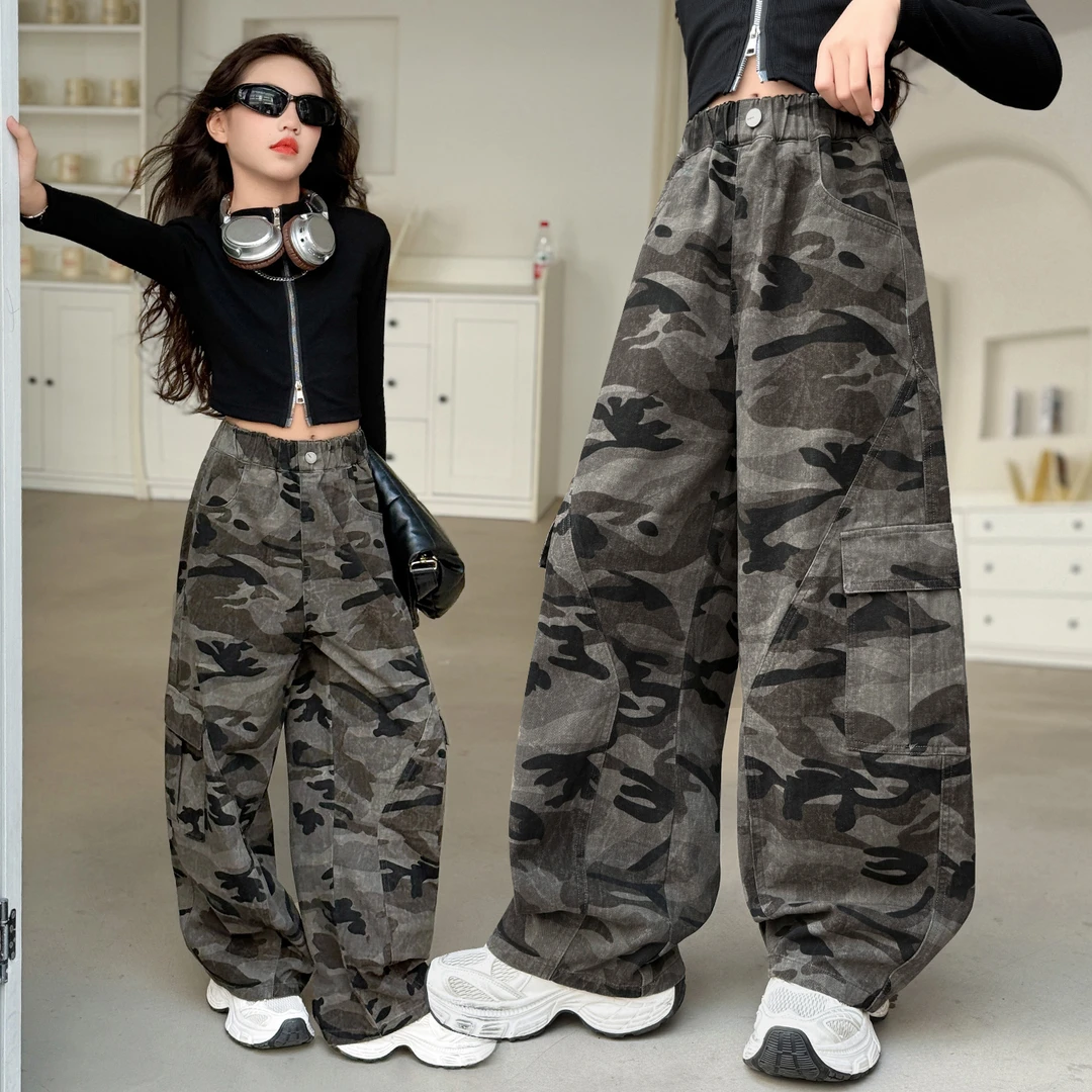 女童工装裤春秋款2025新款中大童洋气秋装迷彩休闲弯刀裤儿童裤子