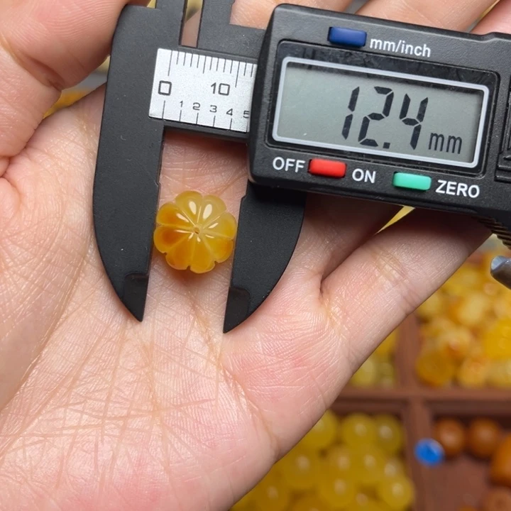 蜜蜡未镶嵌珠宝奇石-150-天然蜜蜡满蜡俏色南瓜珠一个