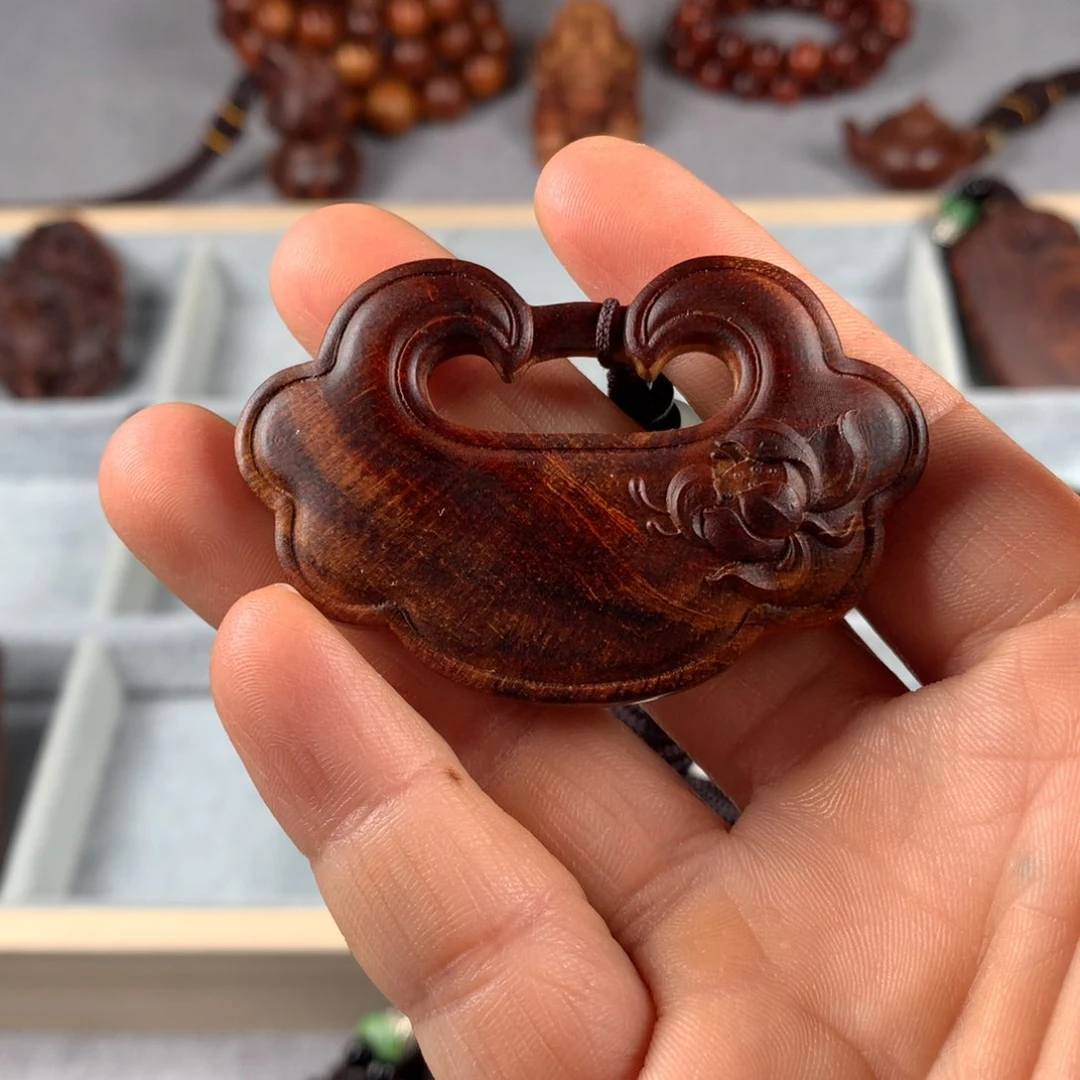 黄花梨/降香黄檀三**人海南