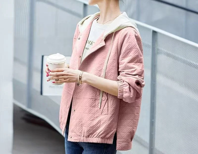 休闲减龄菱形格夹克棒球服