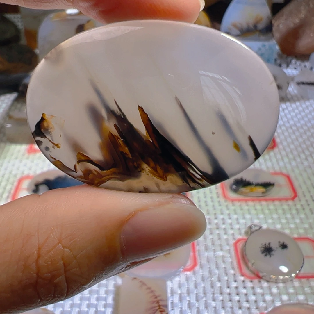 玛瑙/玉髓未镶嵌颈饰
