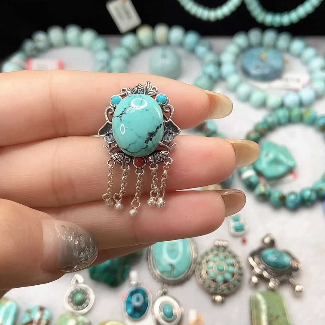 绿松石未镶嵌珠宝奇石