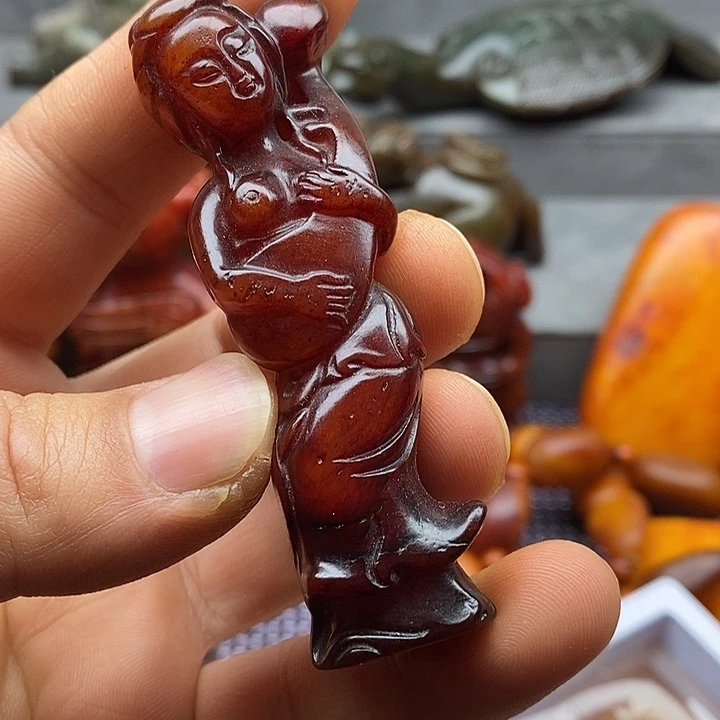 未镶嵌蛇纹石玉颈饰