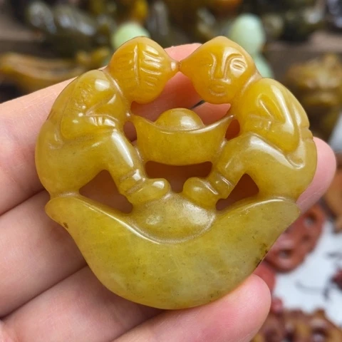蛇纹石玉未镶嵌颈饰120
