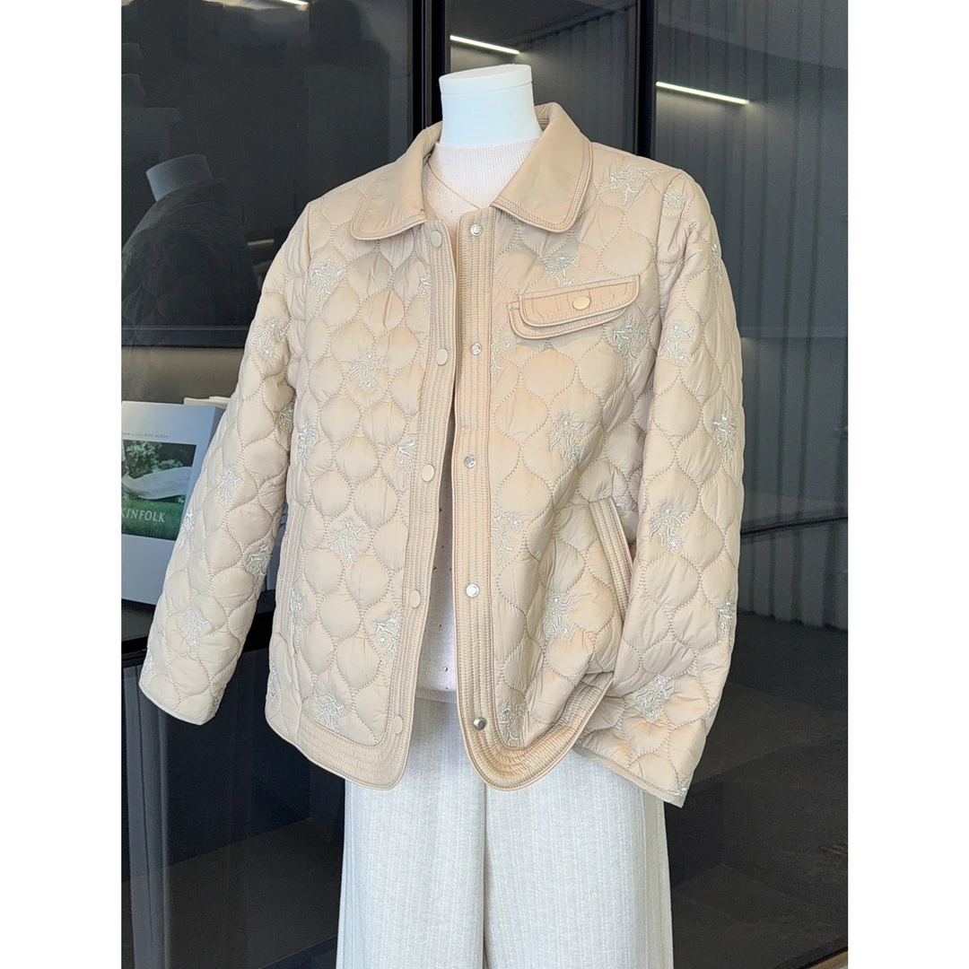 时尚妈妈秋装翻领菱格轻薄棉服2025新款中老年人女装洋气夹棉外套