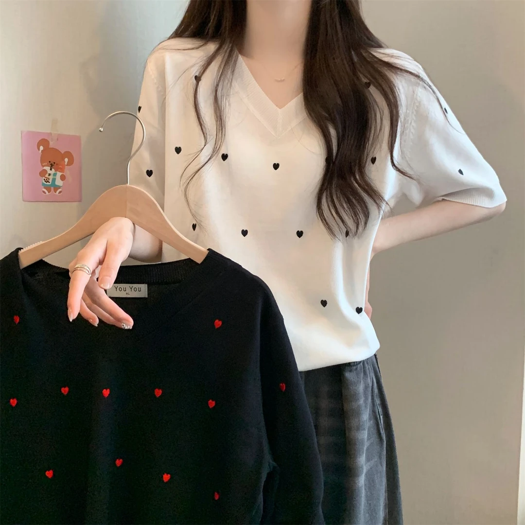 大码刺绣v领短袖t恤夏季200-300斤胖mm遮肚子显瘦宽松针织上衣女t