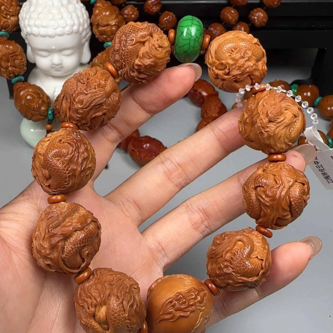 吊坠橄榄核云中龙