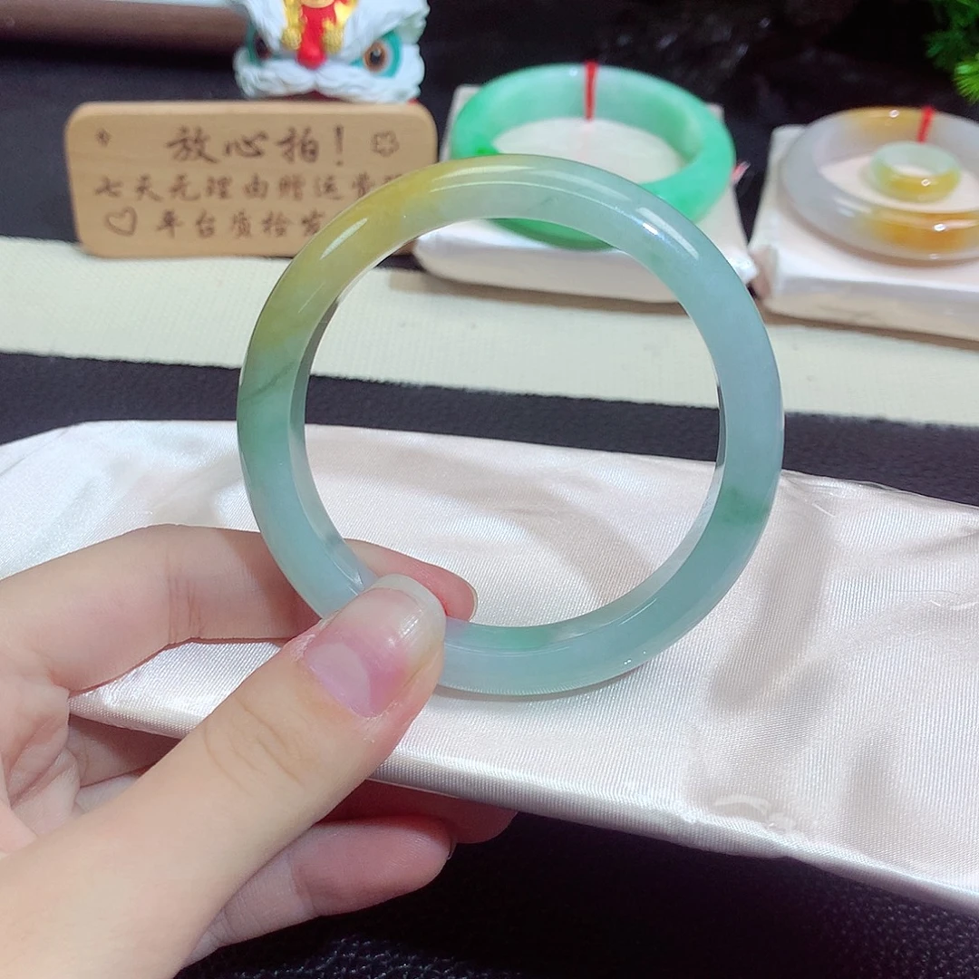 翡翠未镶嵌手镯1273