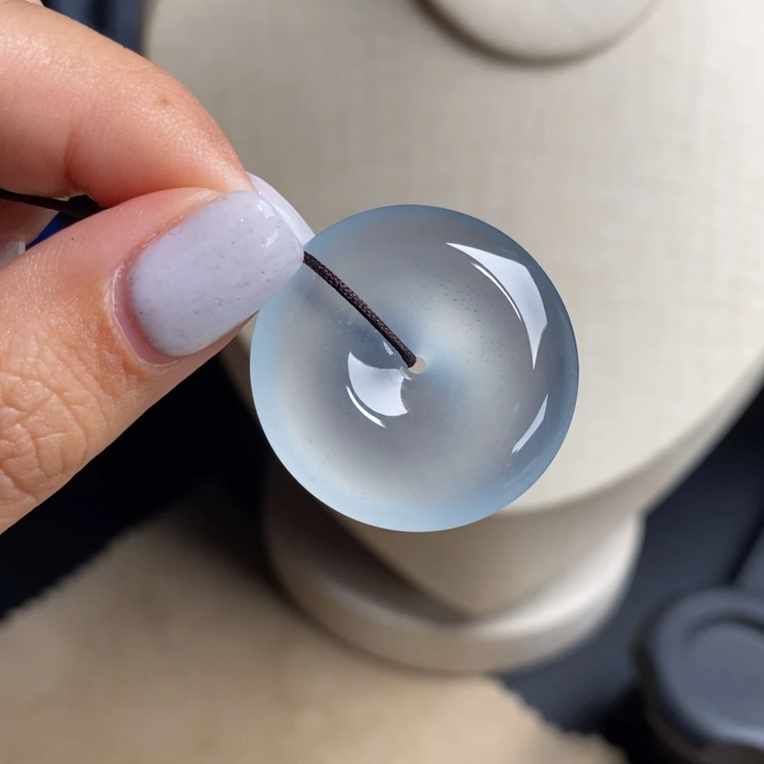 翡翠未镶嵌颈饰高冰玻晴水淡雅冰透水润纯净平安扣