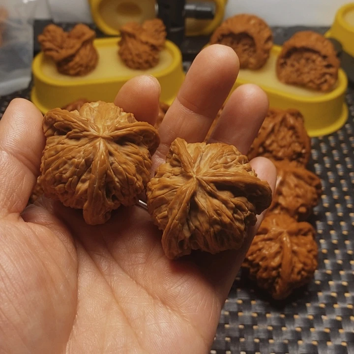 文玩核桃把件ㅤ***ㅤ工艺