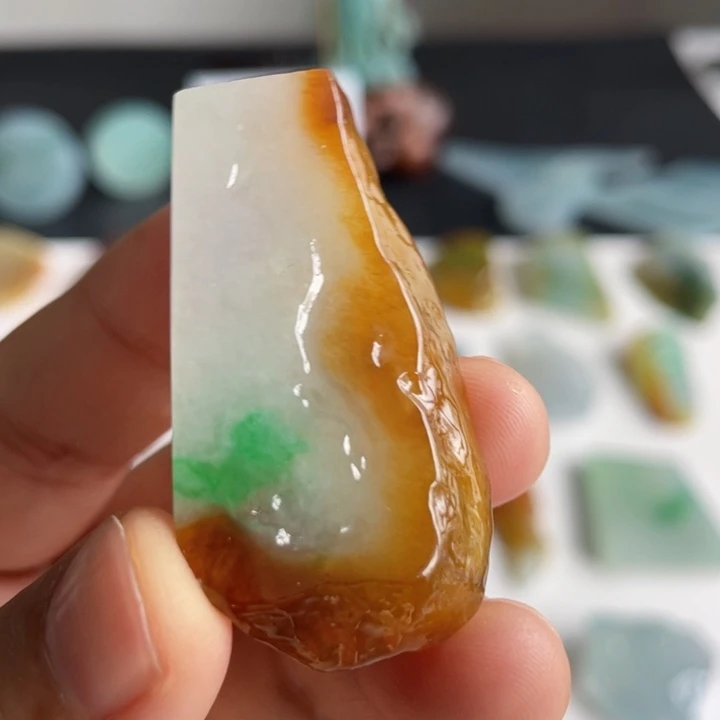 定制翡翠未镶嵌包工