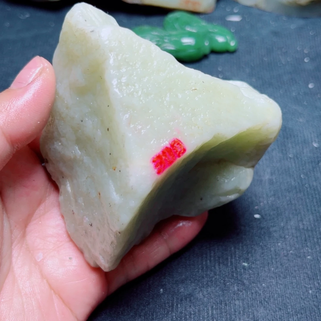 和田玉未镶嵌珠宝奇石