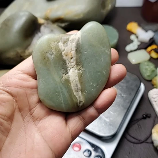 和田玉（糖玉）未镶嵌挂件