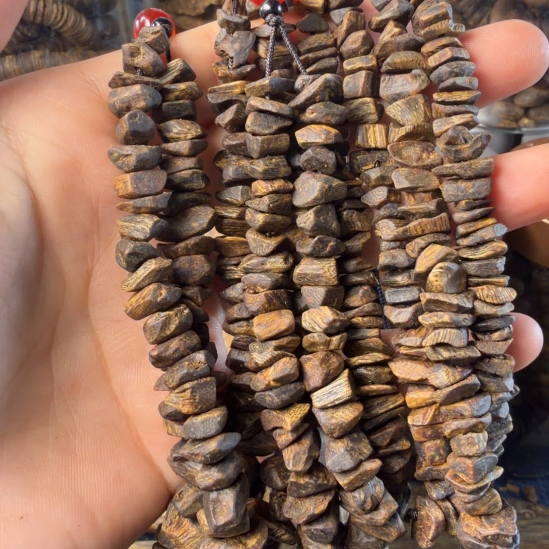 沉香沉香碎屑沉水车挂发一条