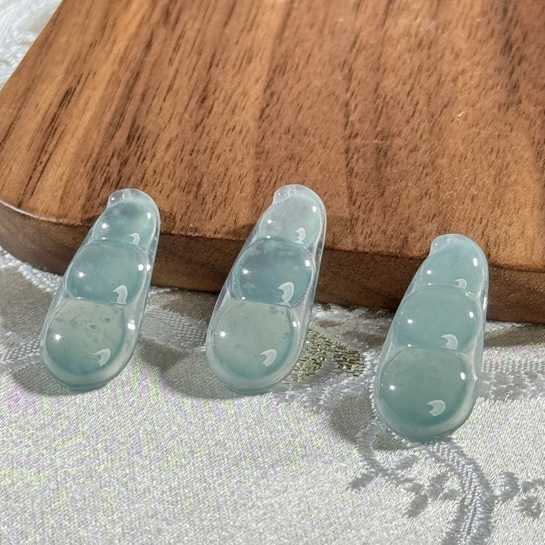 危料翡翠福豆吊坠多样性发一