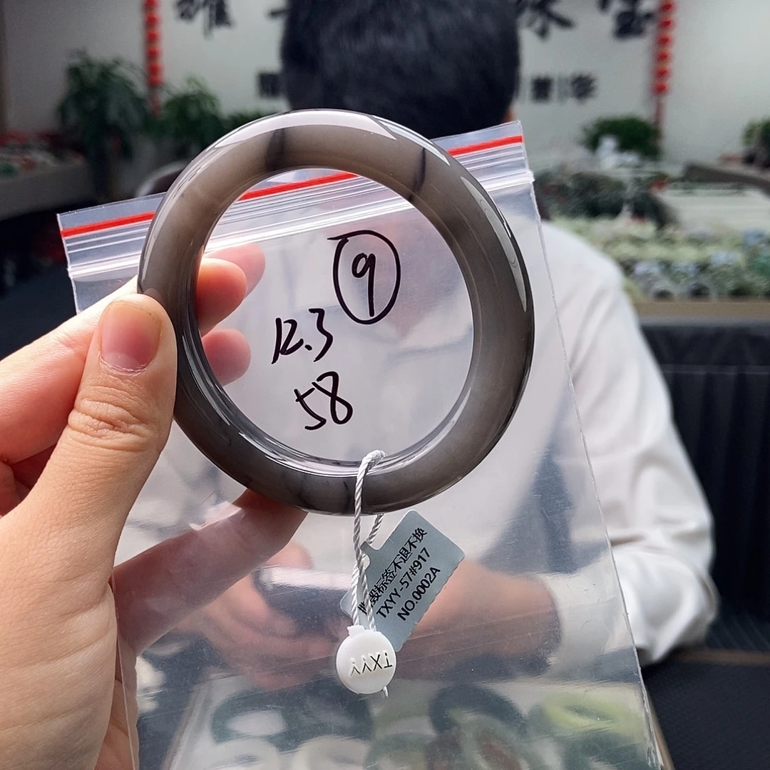 未镶嵌手镯和田玉颜色多样性发拍一发一