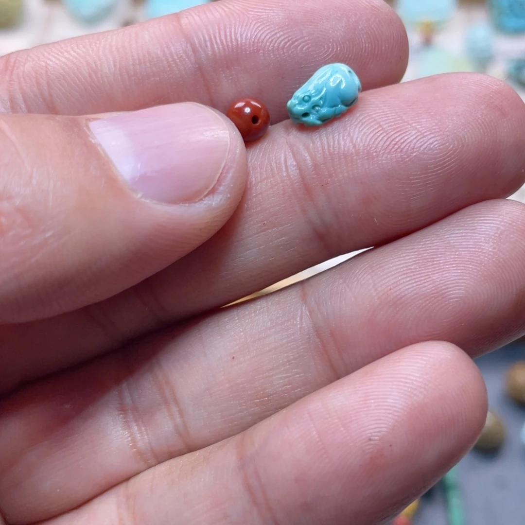 南红玛瑙配饰未镶嵌