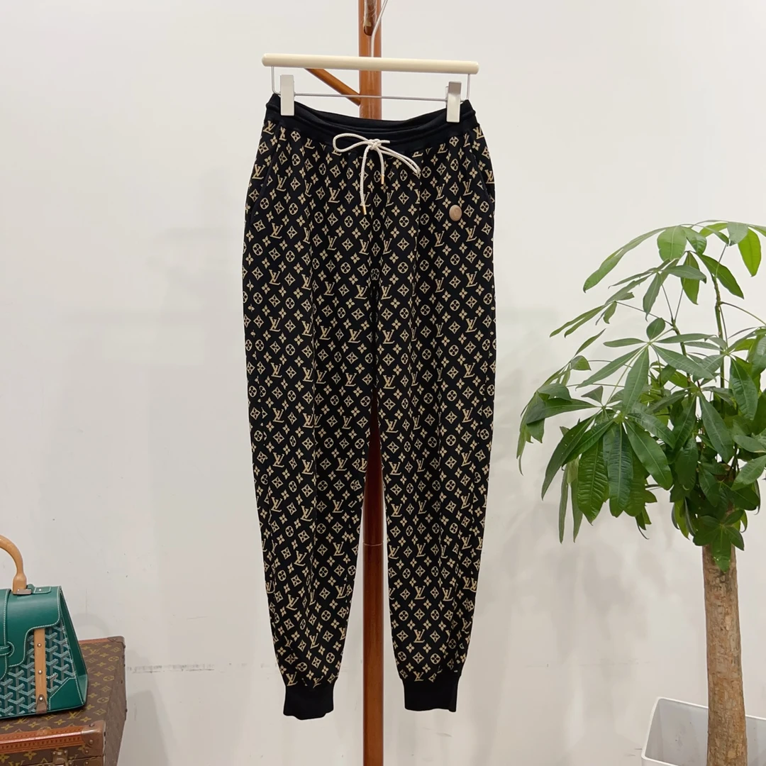 99新 LV 安洁利严选 运动裤 没领标 成色看直播GSS24309