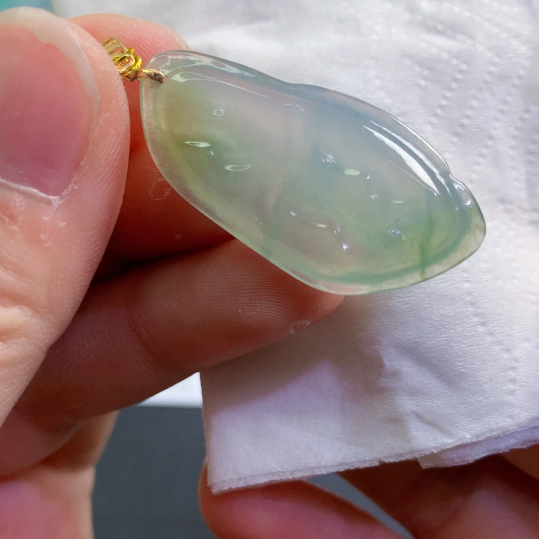 【闪购商品】翡翠吊坠(不含链)未镶嵌