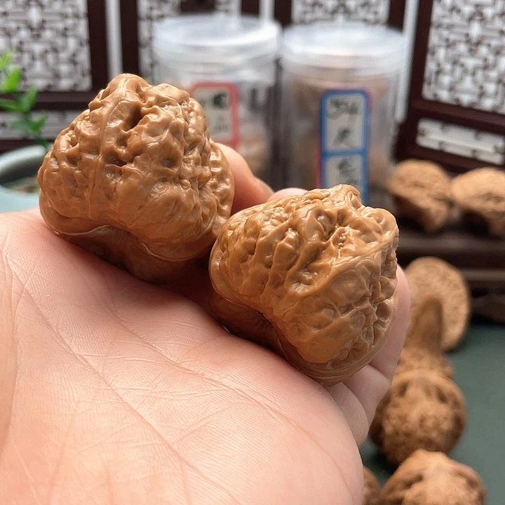文玩核桃吊坠蛤蟆