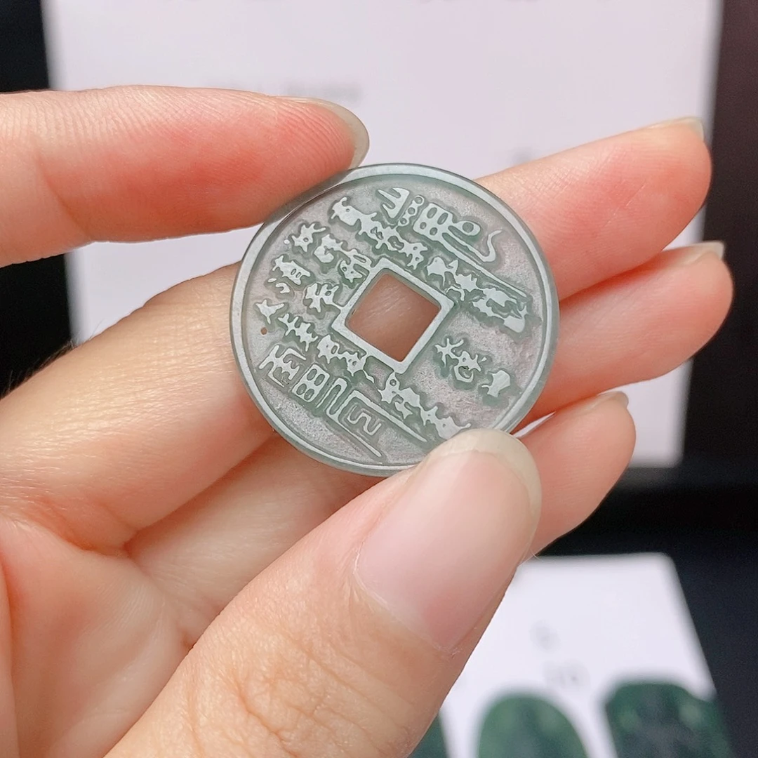 翡翠未镶嵌颈饰1号