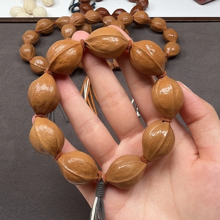 2.0*2.8精挑梅林铁核手串