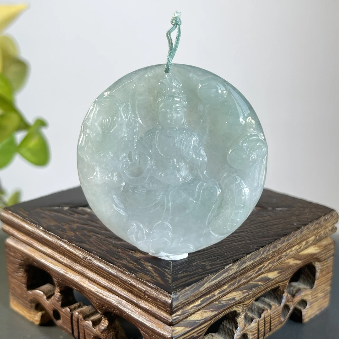 JXA12-61  天然缅甸A货翡翠  御龙观音