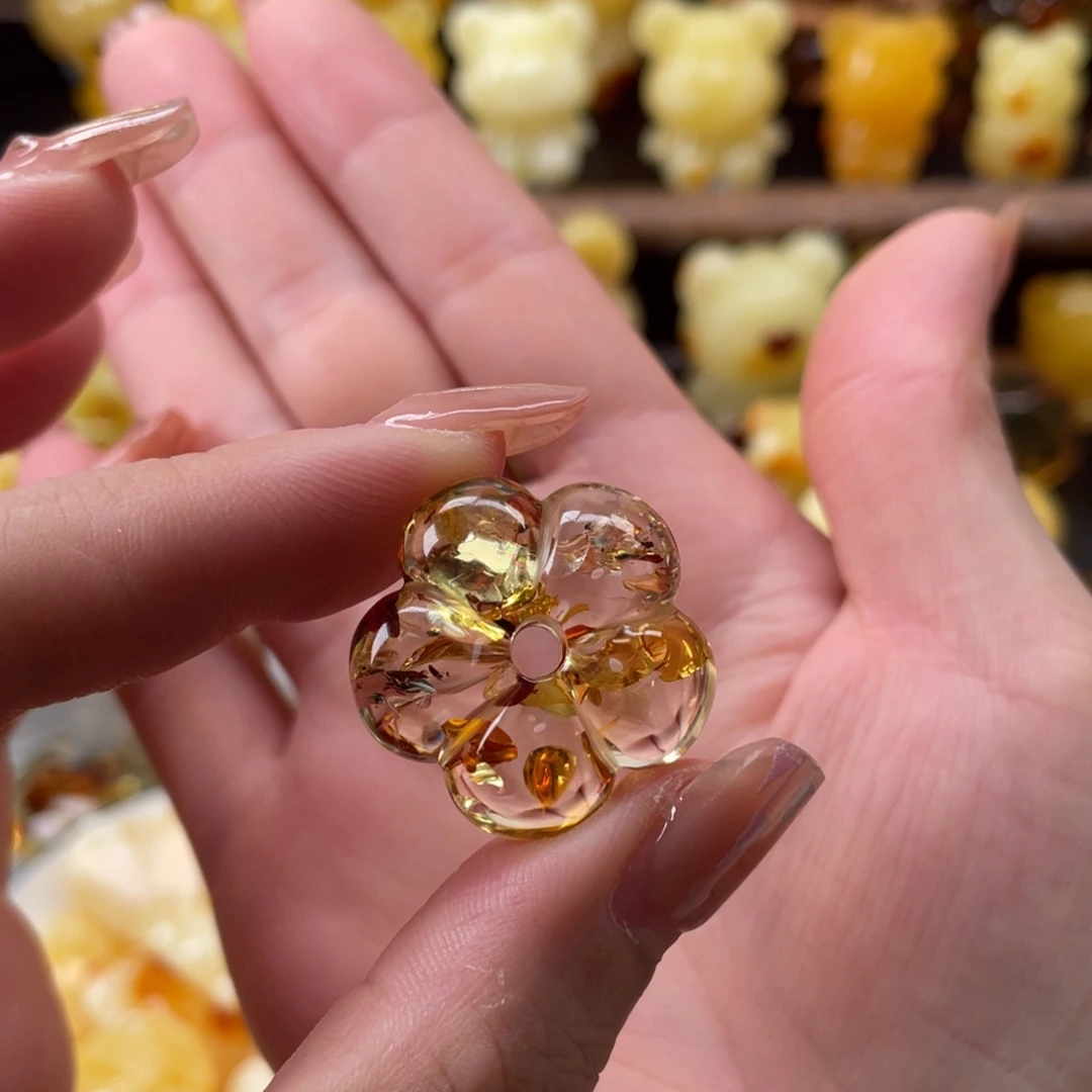 琥珀珠宝奇石未镶嵌