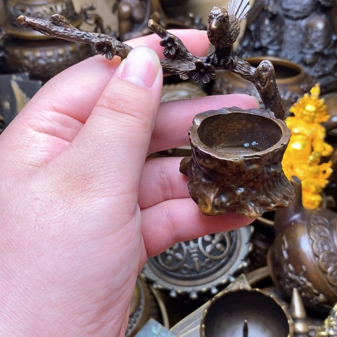 铜器摆件做工精良