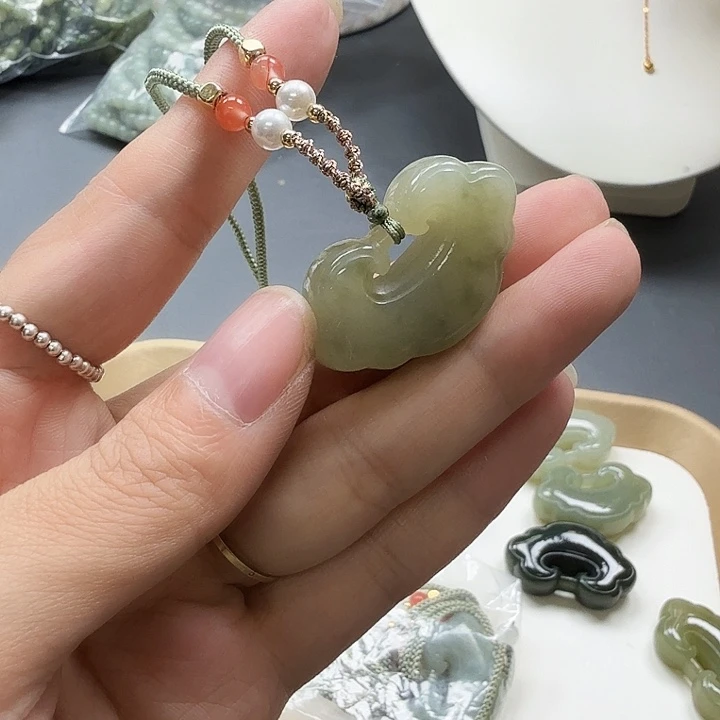 颈饰未镶嵌和田玉28