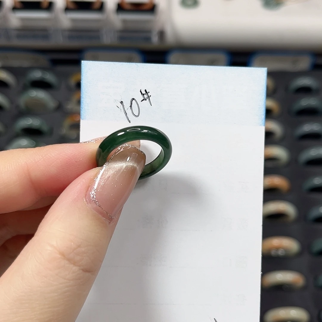 未镶嵌戒指翡翠翡翠戒圈