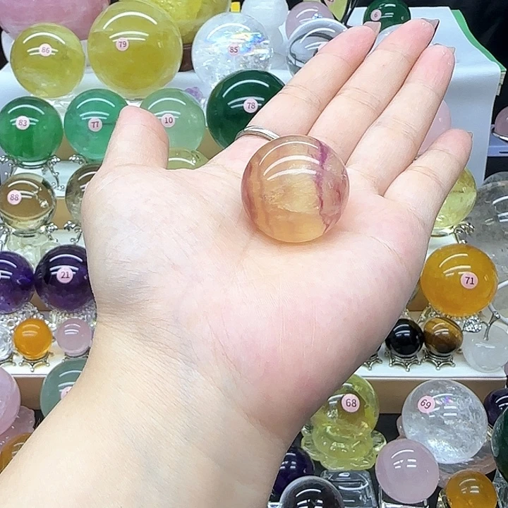 未镶嵌水晶珠宝半成品