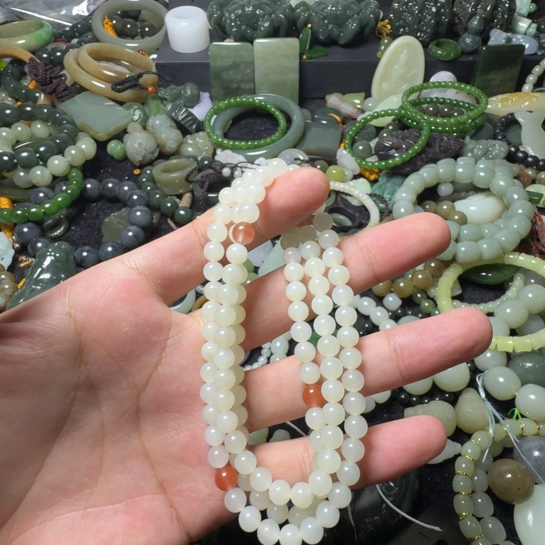 和田玉未镶嵌手串