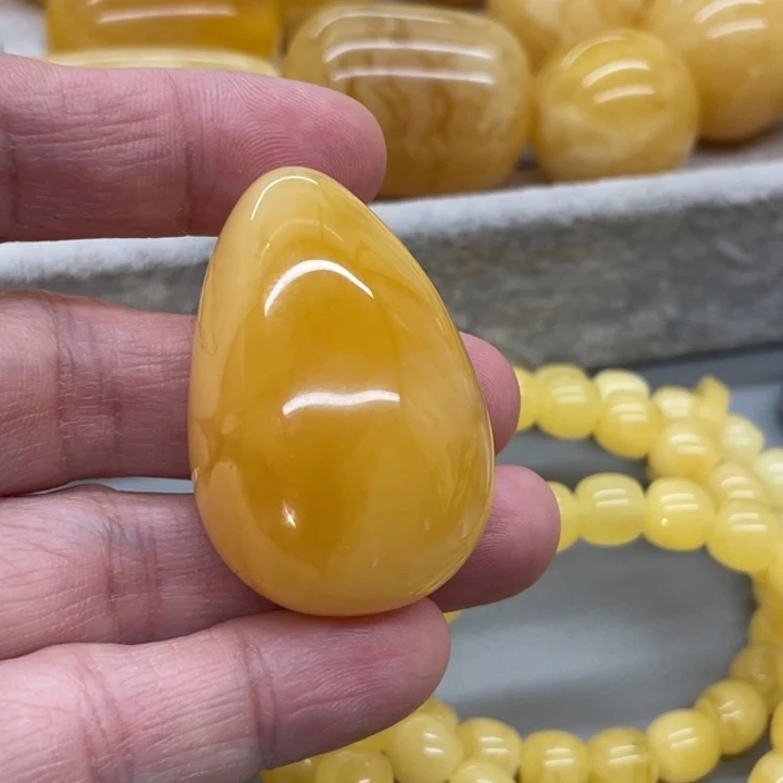 琥珀未镶嵌裸石蜜蜡