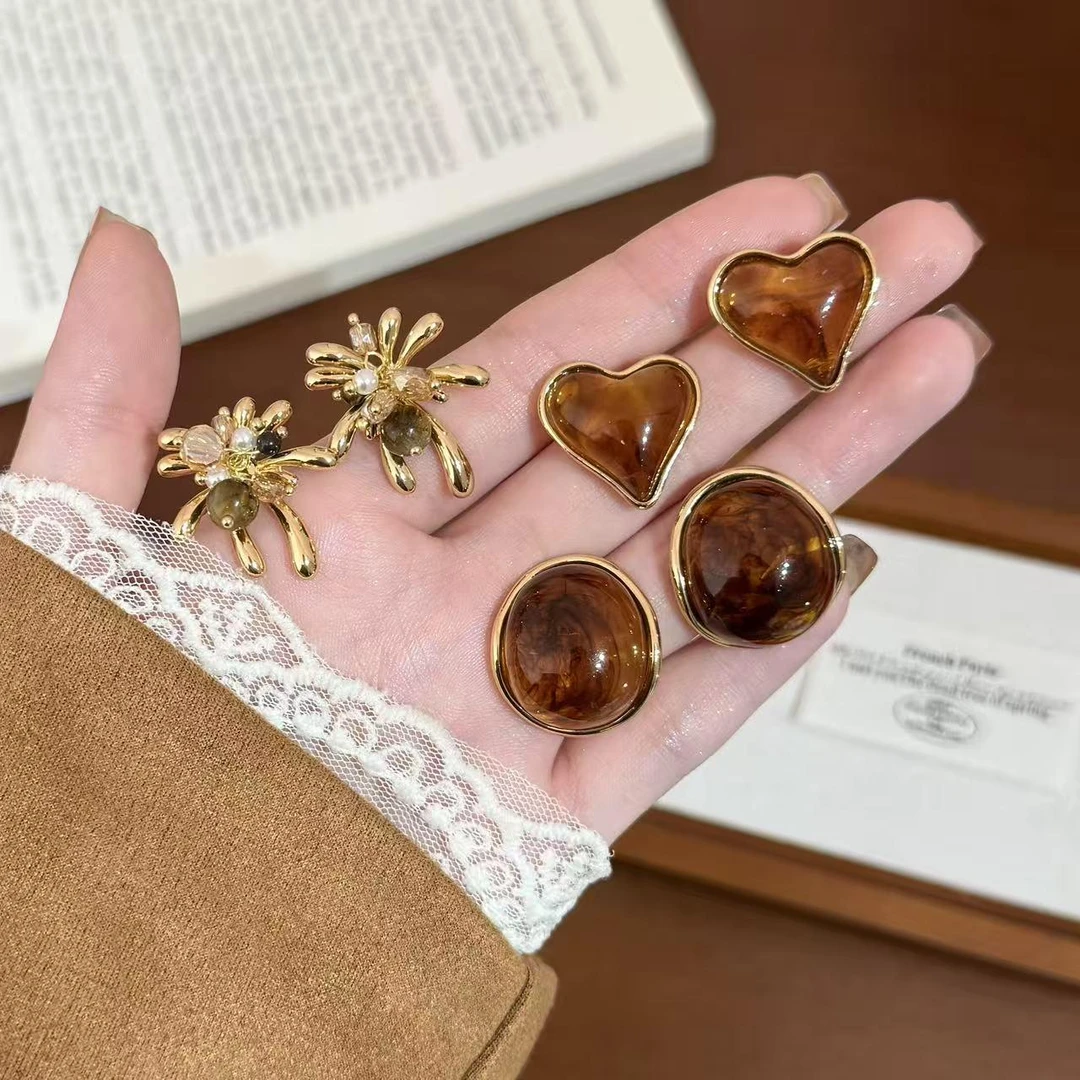 铜合金耳饰 复古港风烟花耳环美拉德系爱心圆形耳钉新款秋冬耳饰